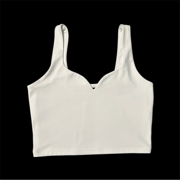 Express Body Contour High Compression Sweetheart Neckline Cropped Tank - Picture 3 of 5